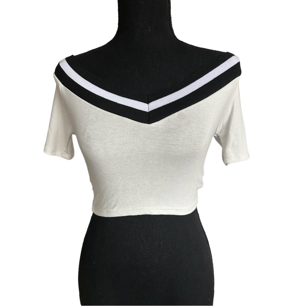 5/25$ ✨ Fashion Nova Crop Top